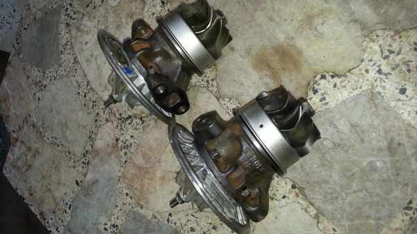 ขายใส้กลางเทอร์โบ garrett .ar60 komatsu pc200 ของใหม่ 7,500