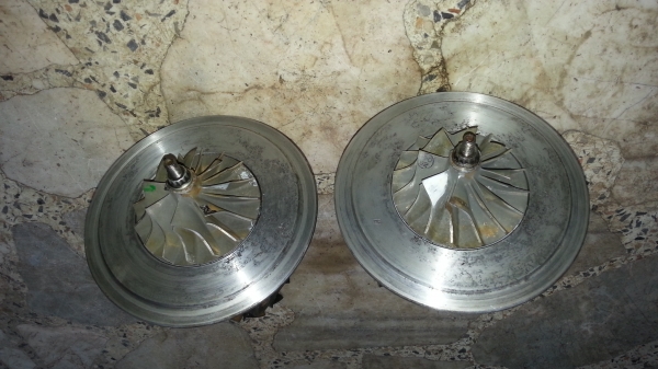 ขายใส้กลางเทอร์โบ garrett .ar60 komatsu pc200 ของใหม่ 7,500