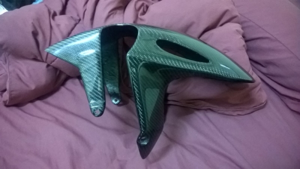 ขาย บังโคนหน้า * แคบล่า แท้ มือ 1 cbr1000 * ราคาถูกๆ