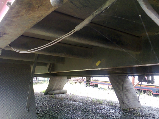 กระบะพื้นเรียบ 10 ล้อ ยาว 6.40 เมตร