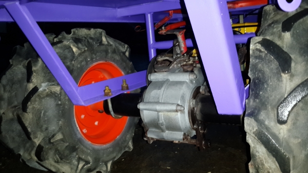 สามล้อการเกษตรและก่อสร้างปรับสภาพพร้อมใช้งาน