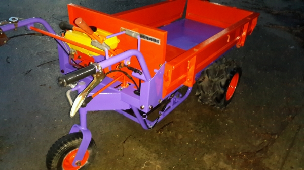 สามล้อการเกษตรและก่อสร้างปรับสภาพพร้อมใช้งาน