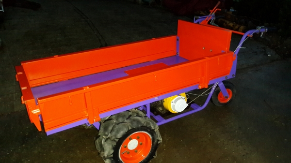 สามล้อการเกษตรและก่อสร้างปรับสภาพพร้อมใช้งาน