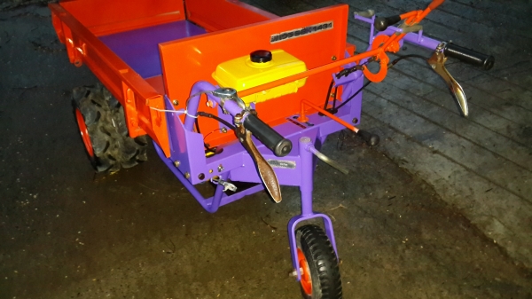 สามล้อการเกษตรและก่อสร้างปรับสภาพพร้อมใช้งาน