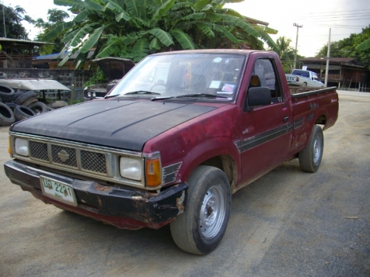 ขายนิสสันบิ๊กเอ็ม ตอนเดียว ฝาขาวราคาเบาๆๆ