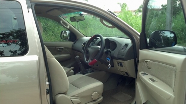 2011 HILUX VIGO 2.5 E SMART CAB PRERUNNER