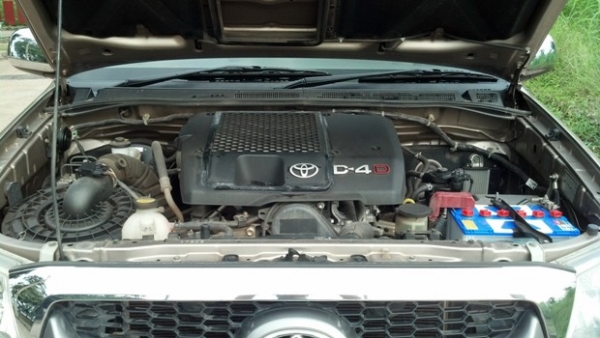 2011 HILUX VIGO 2.5 E SMART CAB PRERUNNER