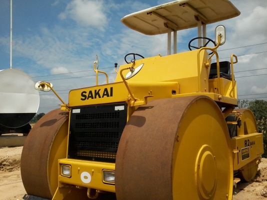 ขายด่วนครับ รถบด SAKAI 3 ล้อ สวยมากครับ ซื้อมาแล้วยังไม่ได้ใช้งาน เลยครับ