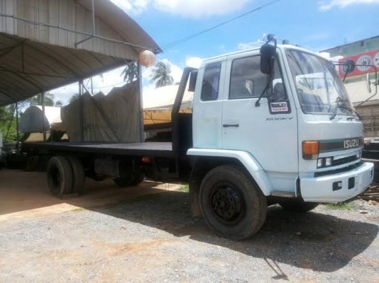 ขายด่วน! รถบรรทุก 6 ล้อ ISUZU