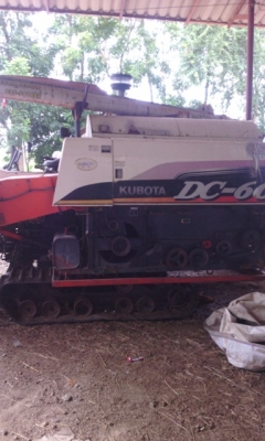 ขายรถเกี่ยวข้าวคูโบต้า DC60