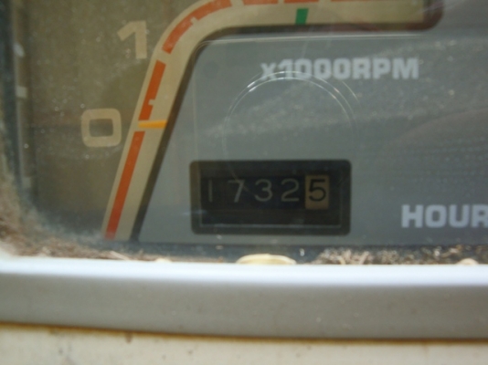 ขายรถเกี่ยวข้าวคูโบต้า DC68G สภาพสวยๆ