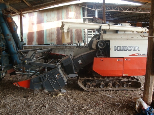 ขายรถเกี่ยวข้าวคูโบต้า DC95GM