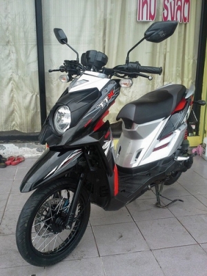TTX สีดำ-แดง สวยๆประหยัดน้ำมัน รถปี 56 ขายราคาถูกๆครับ