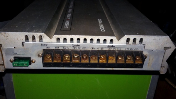 พี่ ธีระเดช ติดต่อกลับด้วยครับ ขอเบอร์โทรหน่อยคับ ส่งของไม่ได้