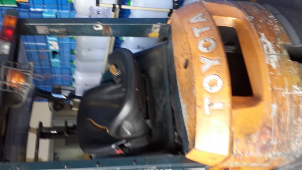 ขายรถฟอร์คลิฟต์ 1.5 ตัน เครื่องดีเซล