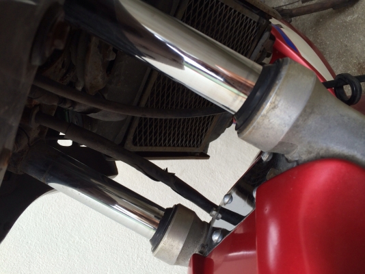 รถในตำนาน ยามาฮ่าวีอาร์ รถในตำนาน ยามาฮ่าวีอาร์