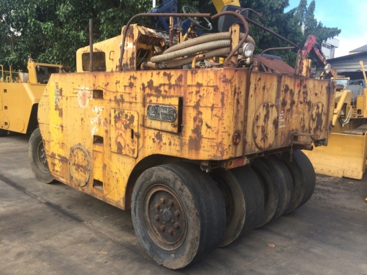 ขายด่วนรถบดล้อยาง7ล้อ WATANABE WP15WE เก่าญี่ปุ่น