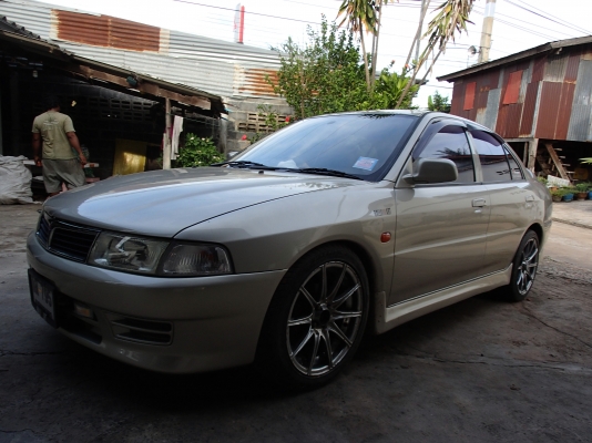 รถบ้านสวยมากๆ สภาพดีพร้อมไช้ครับเครื่องช่วงล่างเกียแอร์ดีมากสีสวยไม่ต้องทำอีก รถบ้านสวยมากๆ สภาพดีพร้อมไช้ครับเครื่องช่วงล่างเกียแอร์ดีมากสีสวยไม่ต้องทำอีก