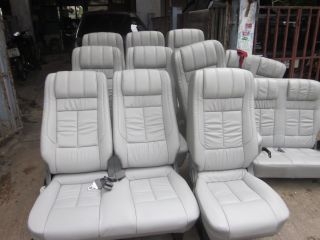 เบาะรถตู้