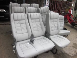 เบาะรถตู้