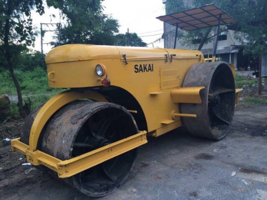 ต้องการขายรถบดSAKAI KD7610 ตรวจเช็คทำสีพร้อมใช้