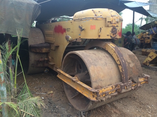 ต้องการขายรถบดSAKAI KD7610 ตรวจเช็คทำสีพร้อมใช้