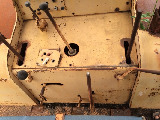 ต้องการขายรถบดSAKAI KD7610 ตรวจเช็คทำสีพร้อมใช้