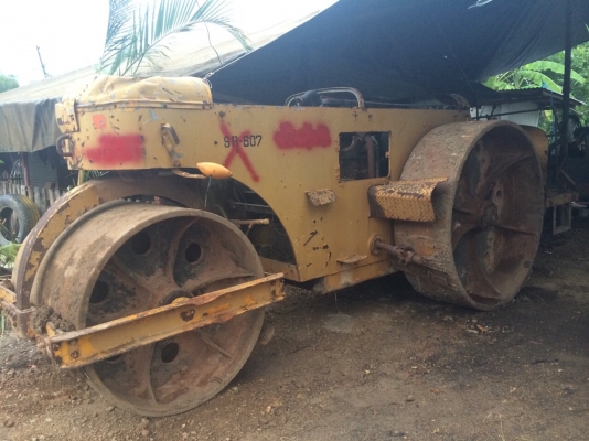 ต้องการขายรถบดSAKAI KD7610 ตรวจเช็คทำสีพร้อมใช้