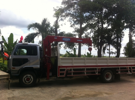 ขายรถ6 ล้อติดเฮี้ยบเครน  5ตัน ยาว 6.20 เมตร