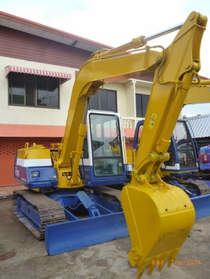 ขาย KOMASU PC 60-6 089-8531812 มีรถจัดส่งให้ ขาย KOMASU PC 60-6 089-8531812 มีรถจัดส่งให้