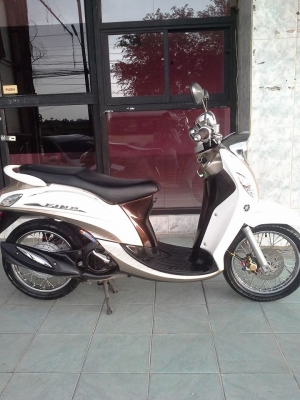 รุ่นใหม่ล่าสุด Yamaha Fino FI ปี 2556 สีขาว น้ำตาล รุ่น Premium สวยใสวิ๊ง รุ่นใหม่ล่าสุด Yamaha Fino FI ปี 2556 สีขาว น้ำตาล รุ่น Premium สวยใสวิ๊ง