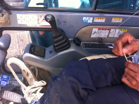 ขายรถแมคโคKOBELCO 200-6 ไฟฟ้าครบ เอกสารอินวอย ขายรถแมคโคKOBELCO 200-6 ไฟฟ้าครบ เอกสารอินวอย