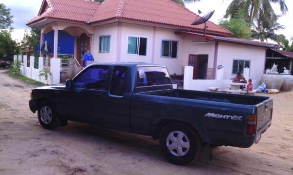 ขายไมตี้เอ็กซ์โปงหลัง รถสวย เครื่องดี แซสซีสวย แอร์เย็น ภายในสวย ภาษี58 เอกสารพร้อมโอน