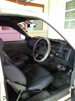 ขายมาสด้าแวนรถครอบครัวพร้อมใช้ ขายมาสด้าแวนรถครอบครัวพร้อมใช้