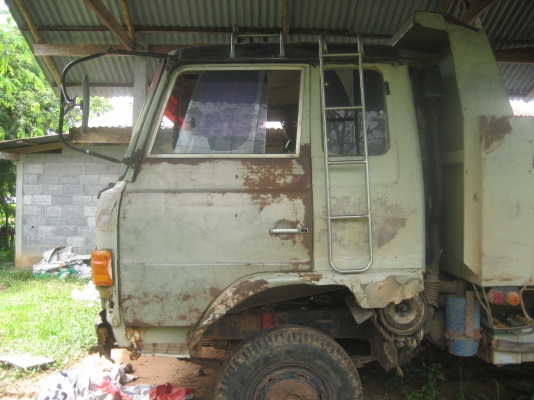 ฮีโน่  FB  เครื่อง 195 แรง   ราคา 430,000 บาท