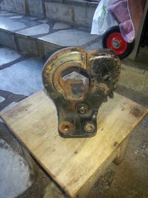 ปากนกแก้ว JEEP