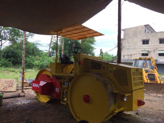 ต้องการขายรถบดSAKAI R2 ตรวจเช็คทำสีพร้อมใช้ เล่มทะเบียน