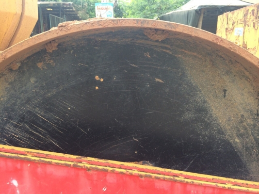 ต้องการขายรถบดSAKAI R2 ตรวจเช็คทำสีพร้อมใช้ เล่มทะเบียน