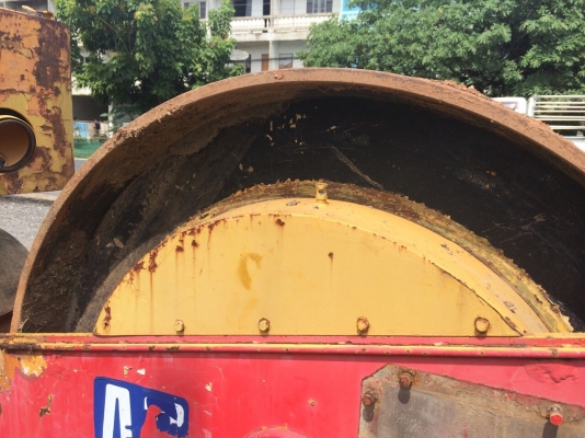 ต้องการขายรถบดSAKAI R2 ตรวจเช็คทำสีพร้อมใช้ เล่มทะเบียน