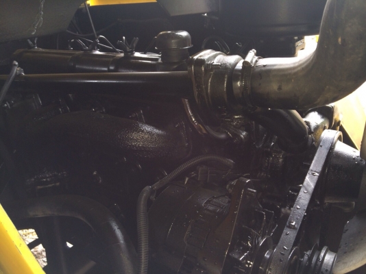 ต้องการขายรถบดSAKAI R2 ตรวจเช็คทำสีพร้อมใช้ เล่มทะเบียน