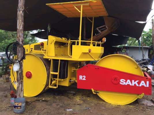 ต้องการขายรถบดSAKAI R2 ตรวจเช็คทำสีพร้อมใช้ เล่มทะเบียน