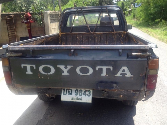 ขายโตโยม้าดำช่วงสั้นดีเซลทะเบียนโอน