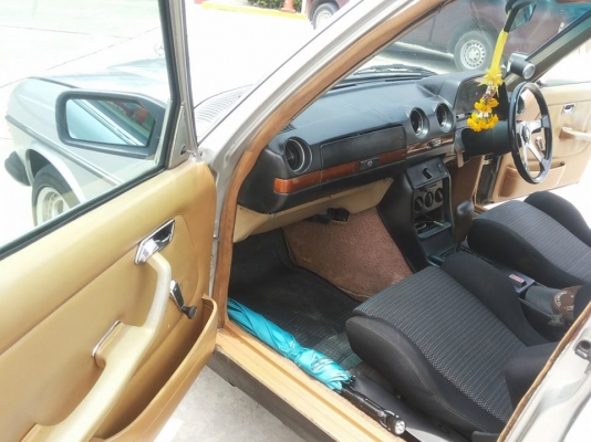 ขาย benz 230e w123 เครื่อง1jturbo ติดแกสแล้วครับ สวยๆเลยด่วน?