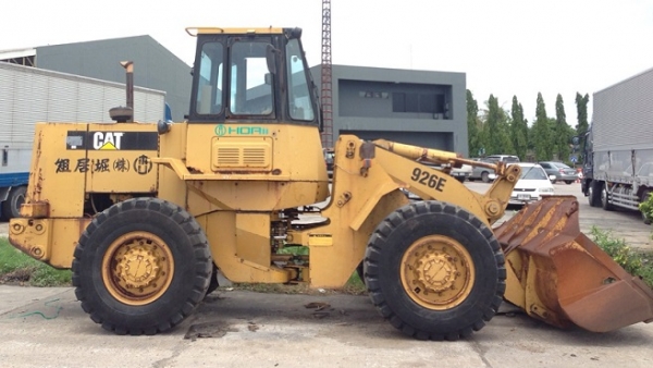 CAT 926E นำเข้าจากญี่ปุ่นแท่ 1000\% ไม่เคยใช้ในไทย ขายถูก 090-986-2521