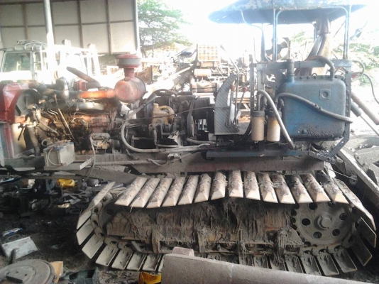 ขายรถตีนาล้อแทรค eh700 โบG8