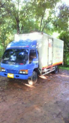 ขายหางพื้นเรียบ ยาว12เมตร สภาพสวยพร้อมใช้ ราคาต่อรองได้ ติดต่อได้ที่คุณ อ๊อฟ พิจิตร 086-737-9991