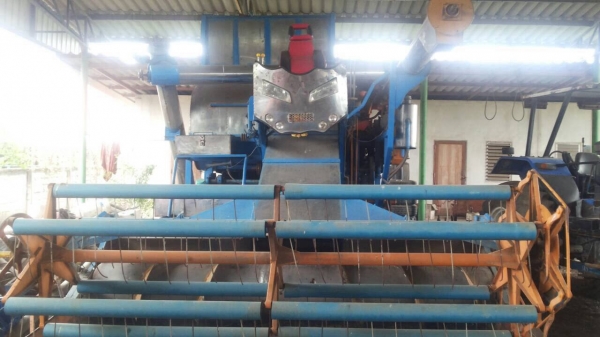 ขายรถเกี่ยวข้าวไทยเจริญ ขายรถเกี่ยวข้าวไทยเจริญ