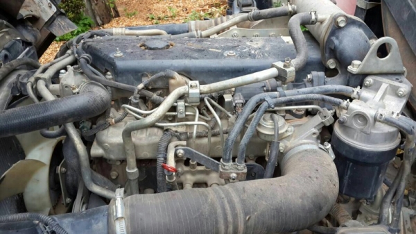 รถอีซูซุ 6 ล้อดั้ม NPR 150 แรงม้า. ปี 53 ( รถวิ่ง 93,xxx กม. ) สนใจติดต่อ 081 - 6079515 รถอีซูซุ 6 ล้อดั้ม NPR 150 แรงม้า. ปี 53 ( รถวิ่ง 93,xxx กม. ) สนใจติดต่อ 081 - 6079515