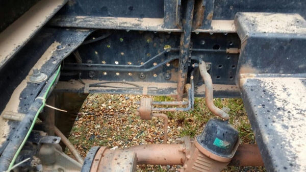 รถอีซูซุ 6 ล้อดั้ม NPR 150 แรงม้า. ปี 53 ( รถวิ่ง 93,xxx กม. ) สนใจติดต่อ 081 - 6079515 รถอีซูซุ 6 ล้อดั้ม NPR 150 แรงม้า. ปี 53 ( รถวิ่ง 93,xxx กม. ) สนใจติดต่อ 081 - 6079515