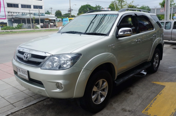 TOYOTA FORTUNER 2.7 ปี 2008